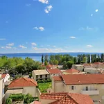 Zvone