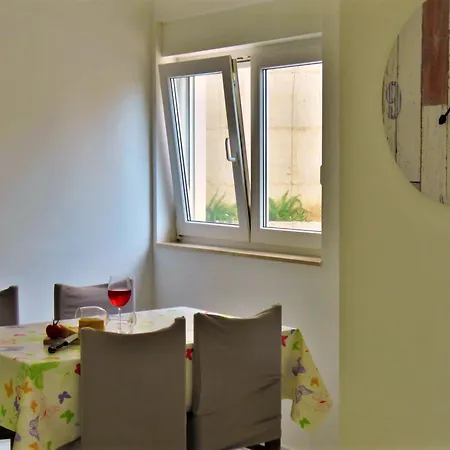 Lägenhet Zvone Omiš