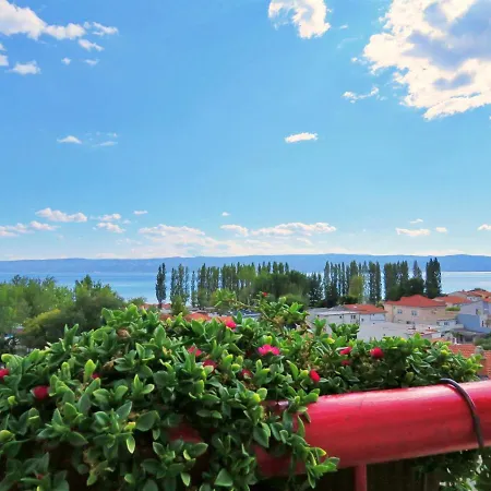 Zvone Lägenhet Omiš